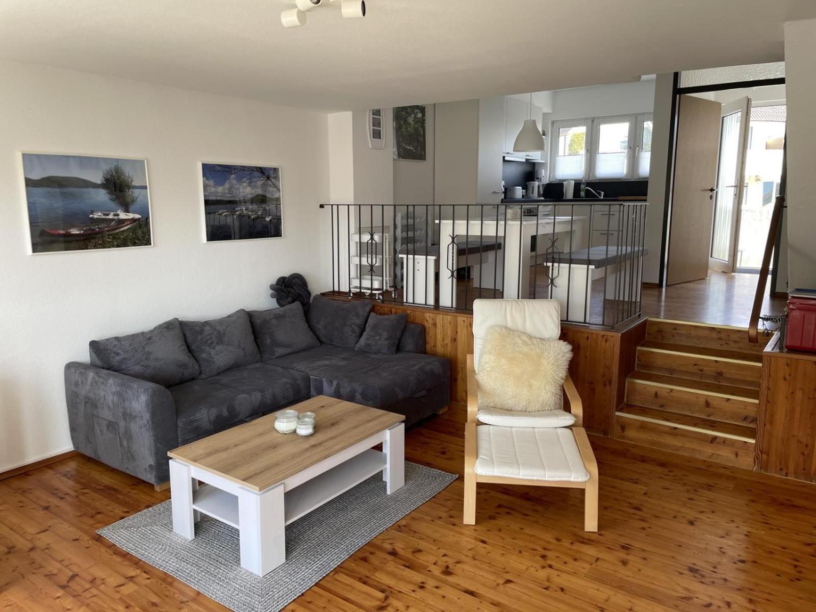 Gemutliche 93M2Fewo Mit 2 Schlafzimmern Und Seitlichem Seeblick Vom Balkon Scheid  Extérieur photo