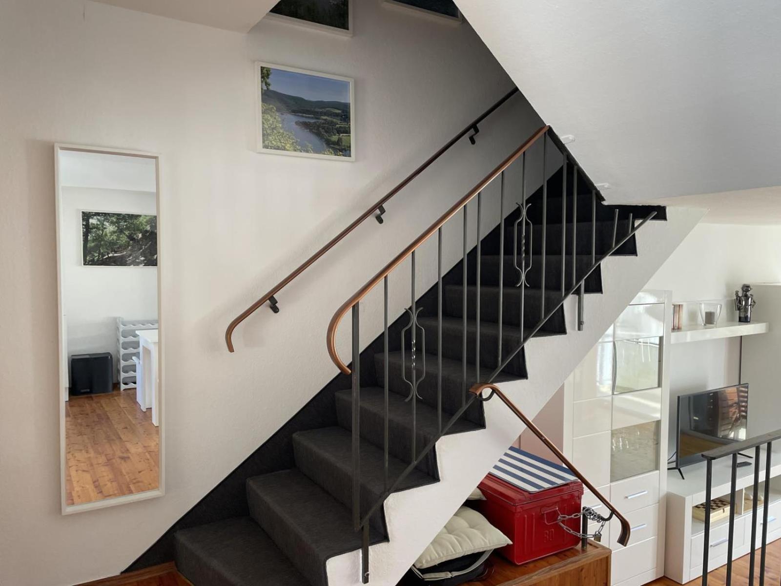 Gemutliche 93M2Fewo Mit 2 Schlafzimmern Und Seitlichem Seeblick Vom Balkon Scheid  Extérieur photo