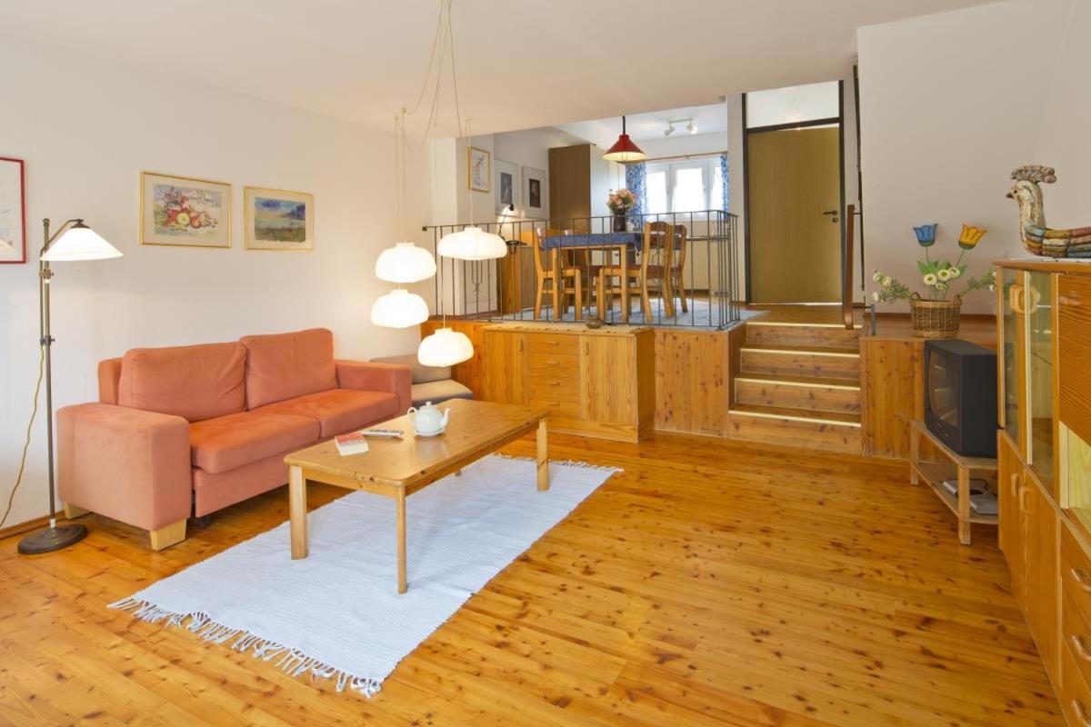 Gemutliche 93M2Fewo Mit 2 Schlafzimmern Und Seitlichem Seeblick Vom Balkon Scheid  Extérieur photo